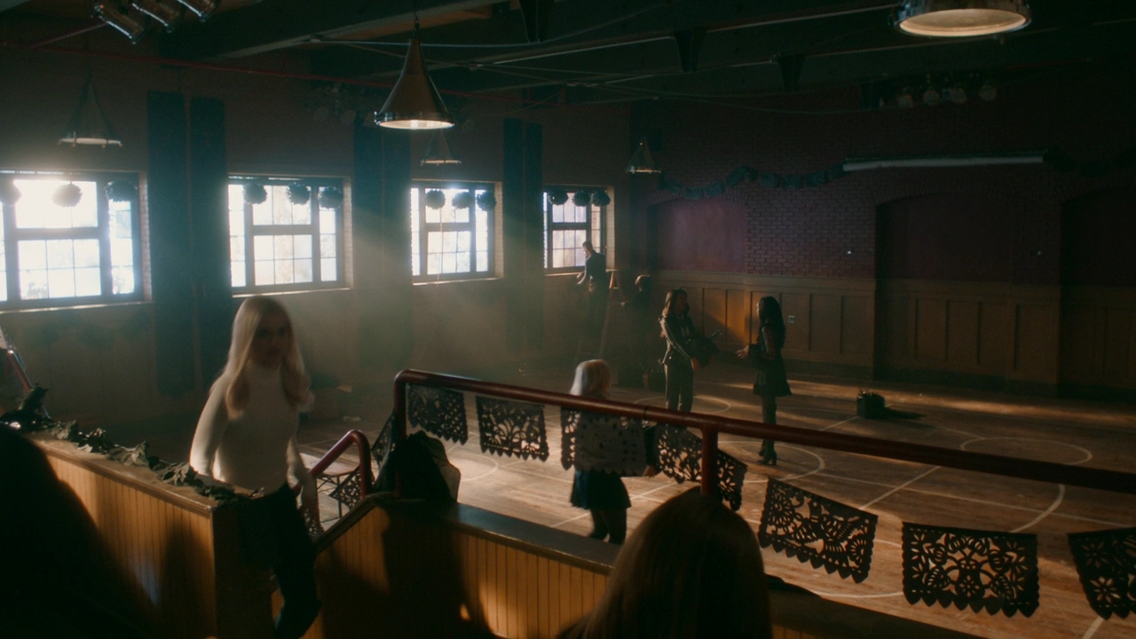 VampireDiariesWorld-dot-nl-Legacies2x15LifeWasSoMuchEasierWhenIOnlyCaredAboutMyself0354.jpg