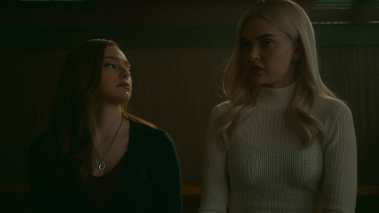 VampireDiariesWorld-dot-nl-Legacies2x15LifeWasSoMuchEasierWhenIOnlyCaredAboutMyself0367.jpg