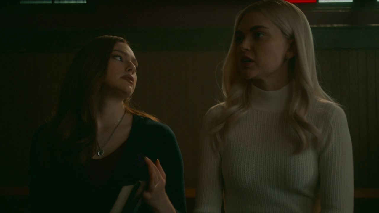 VampireDiariesWorld-dot-nl-Legacies2x15LifeWasSoMuchEasierWhenIOnlyCaredAboutMyself0368.jpg