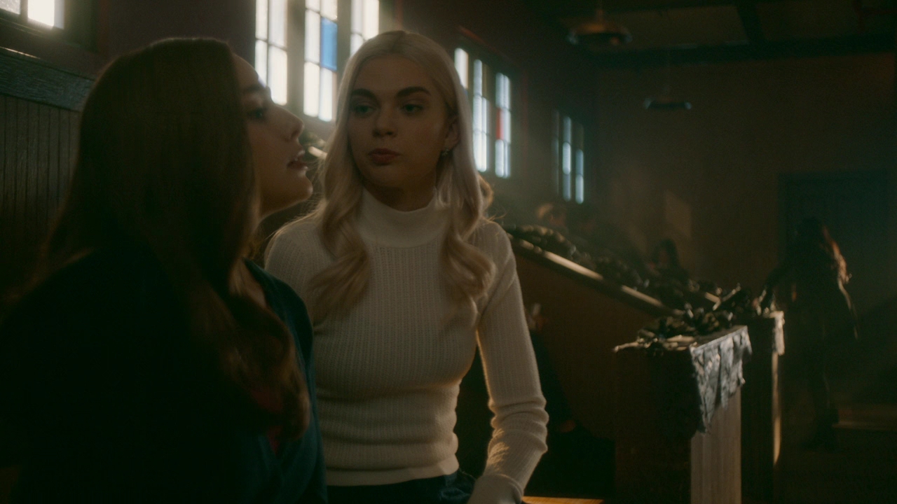 VampireDiariesWorld-dot-nl-Legacies2x15LifeWasSoMuchEasierWhenIOnlyCaredAboutMyself0373.jpg