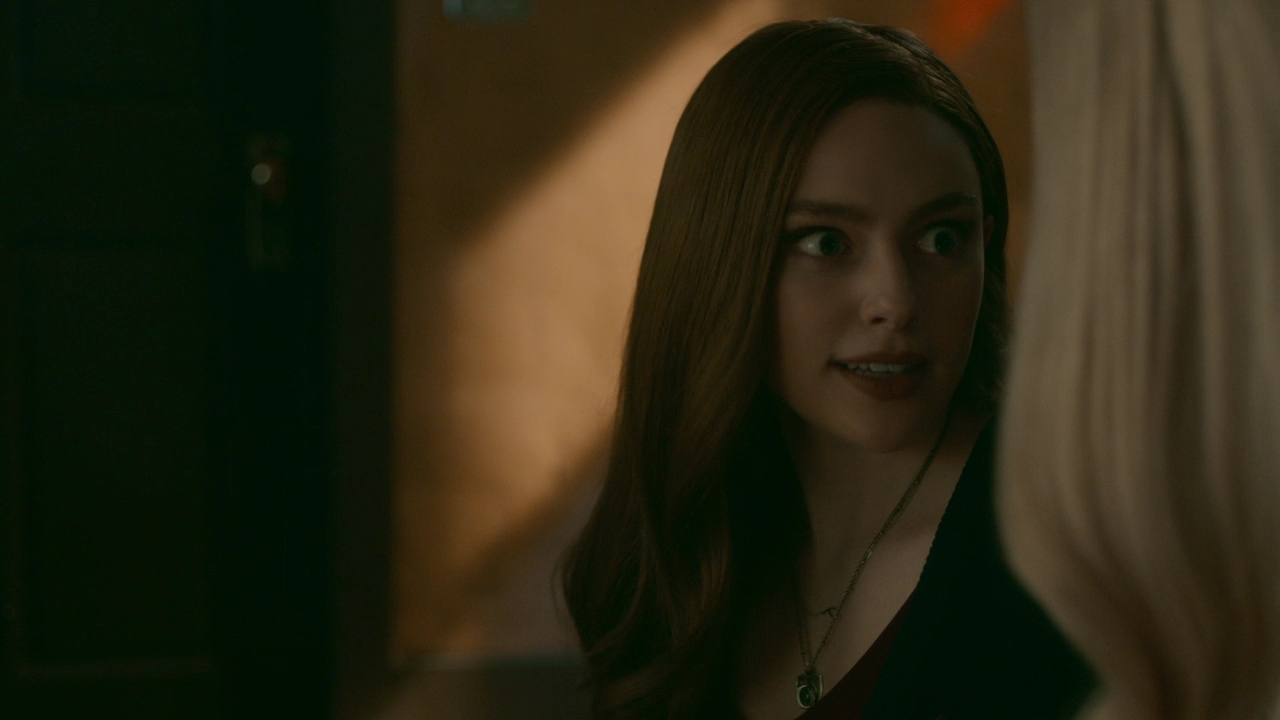 VampireDiariesWorld-dot-nl-Legacies2x15LifeWasSoMuchEasierWhenIOnlyCaredAboutMyself0376.jpg