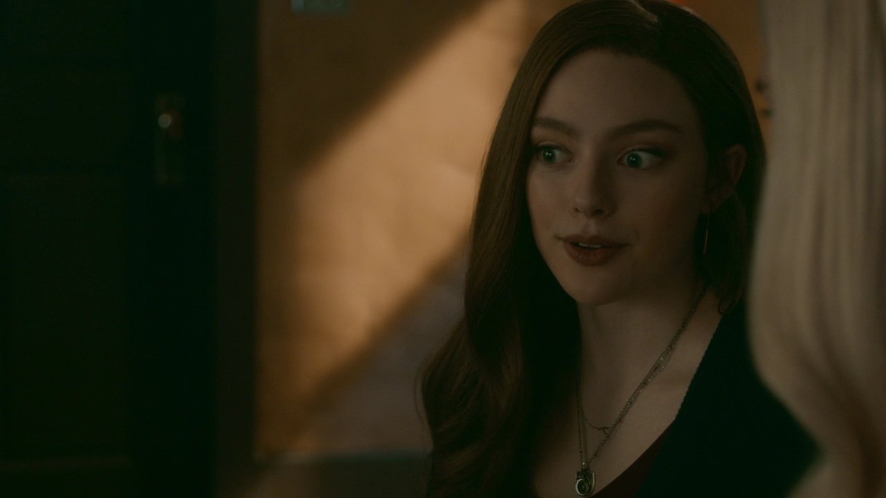 VampireDiariesWorld-dot-nl-Legacies2x15LifeWasSoMuchEasierWhenIOnlyCaredAboutMyself0377.jpg