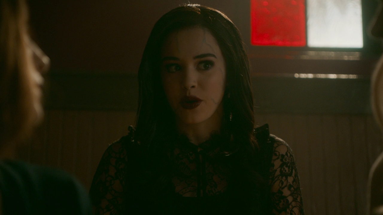 VampireDiariesWorld-dot-nl-Legacies2x15LifeWasSoMuchEasierWhenIOnlyCaredAboutMyself0386.jpg
