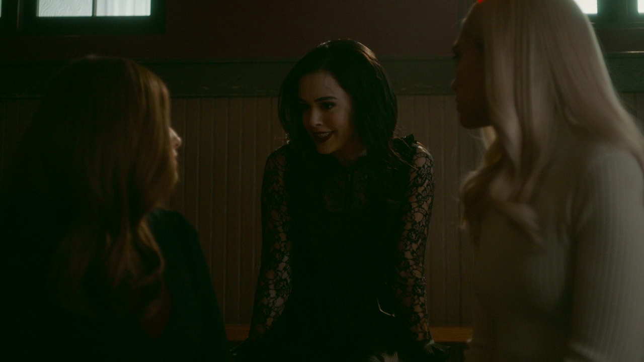 VampireDiariesWorld-dot-nl-Legacies2x15LifeWasSoMuchEasierWhenIOnlyCaredAboutMyself0392.jpg