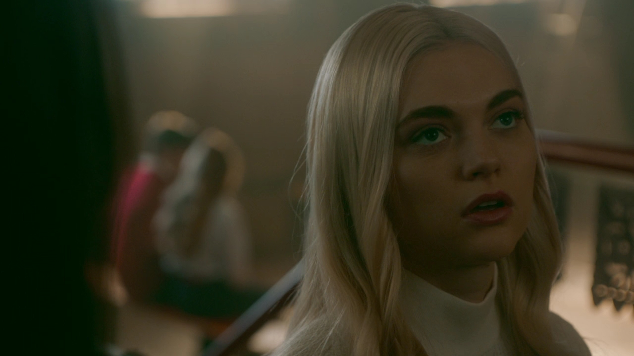 VampireDiariesWorld-dot-nl-Legacies2x15LifeWasSoMuchEasierWhenIOnlyCaredAboutMyself0402.jpg
