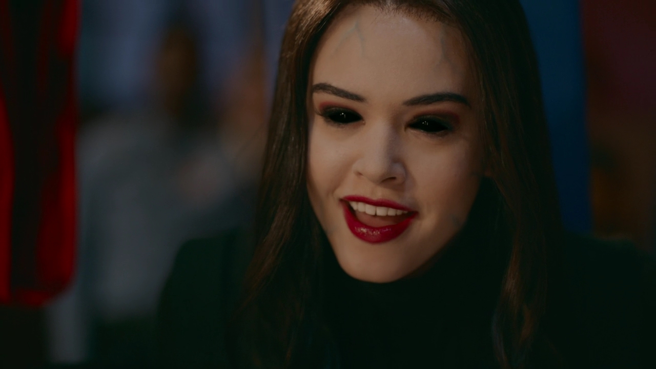 VampireDiariesWorld-dot-nl-Legacies2x15LifeWasSoMuchEasierWhenIOnlyCaredAboutMyself1722.jpg