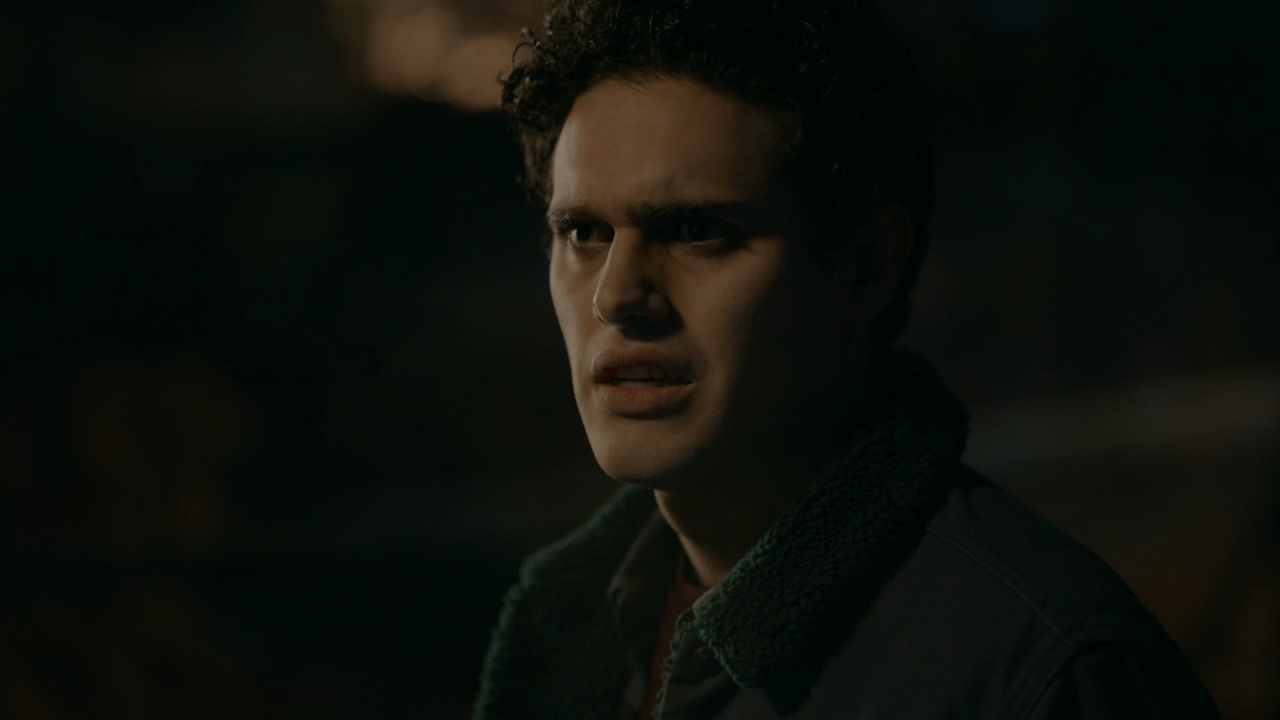 VampireDiariesWorld-dot-nl-Legacies2x15LifeWasSoMuchEasierWhenIOnlyCaredAboutMyself2068.jpg