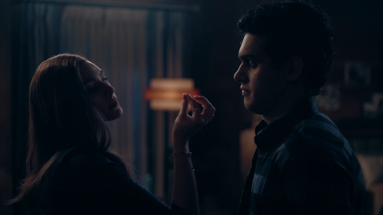 VampireDiariesWorld-dot-nl-Legacies2x15LifeWasSoMuchEasierWhenIOnlyCaredAboutMyself2261.jpg