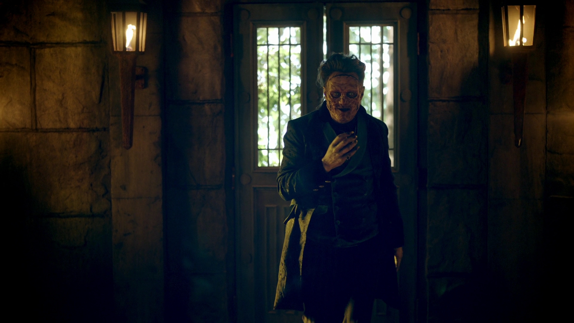 VampireDiariesWorld-dot-nl-Legacies2x16FacingDarknessIsKindaMyThing0101.jpg VampireDiariesWorld-dot-nl-Legacies2x16FacingDarknessIsKindaMyThing0101.jpg