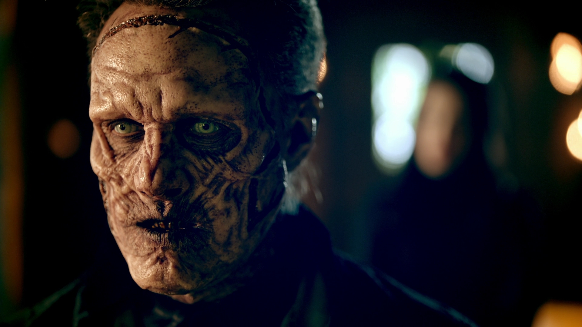 VampireDiariesWorld-dot-nl-Legacies2x16FacingDarknessIsKindaMyThing0910.jpg
