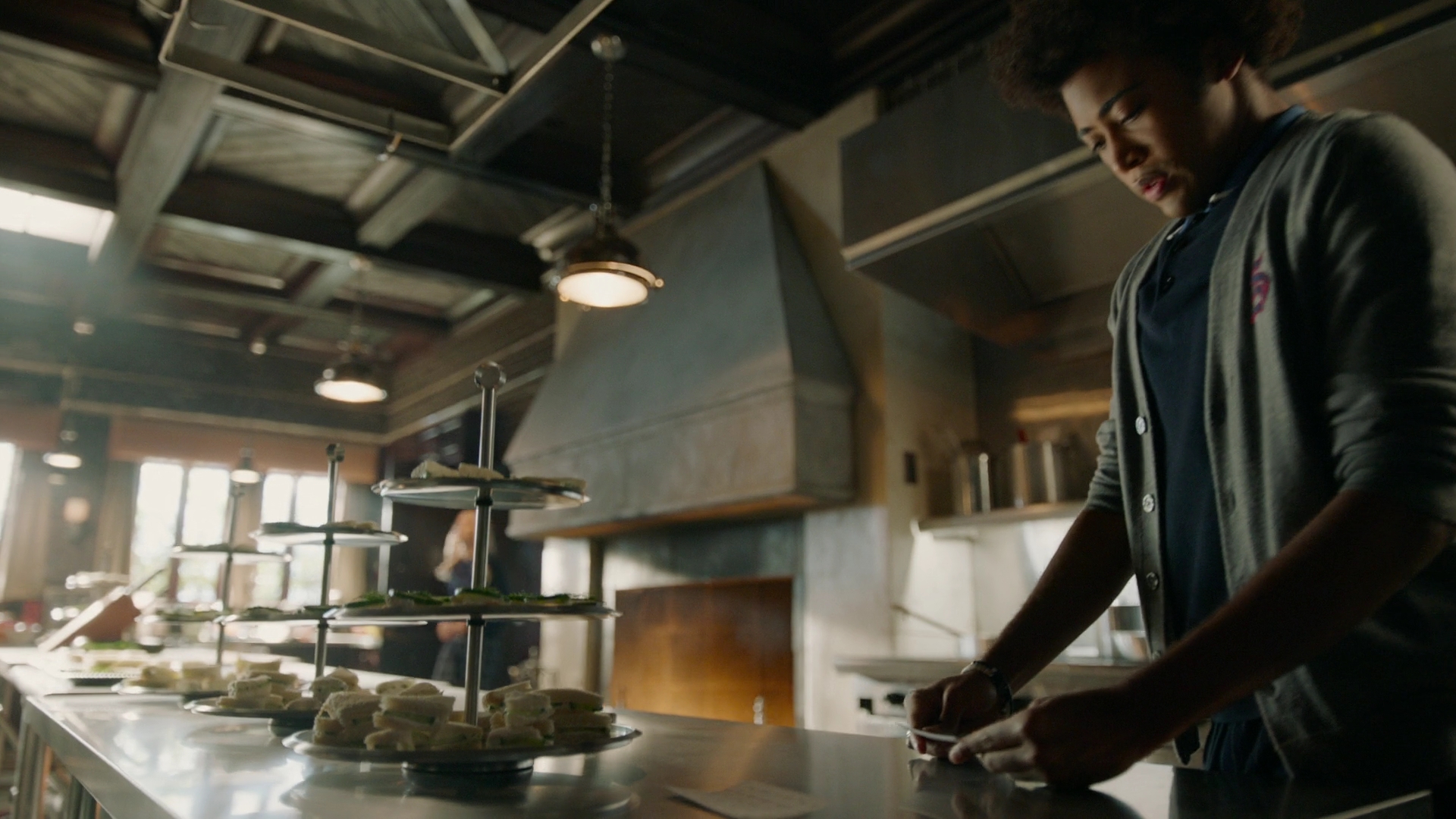 VampireDiariesWorld-dot-nl-Legacies2x16FacingDarknessIsKindaMyThing0948.jpg VampireDiariesWorld-dot-nl-Legacies2x16FacingDarknessIsKindaMyThing0948.jpg