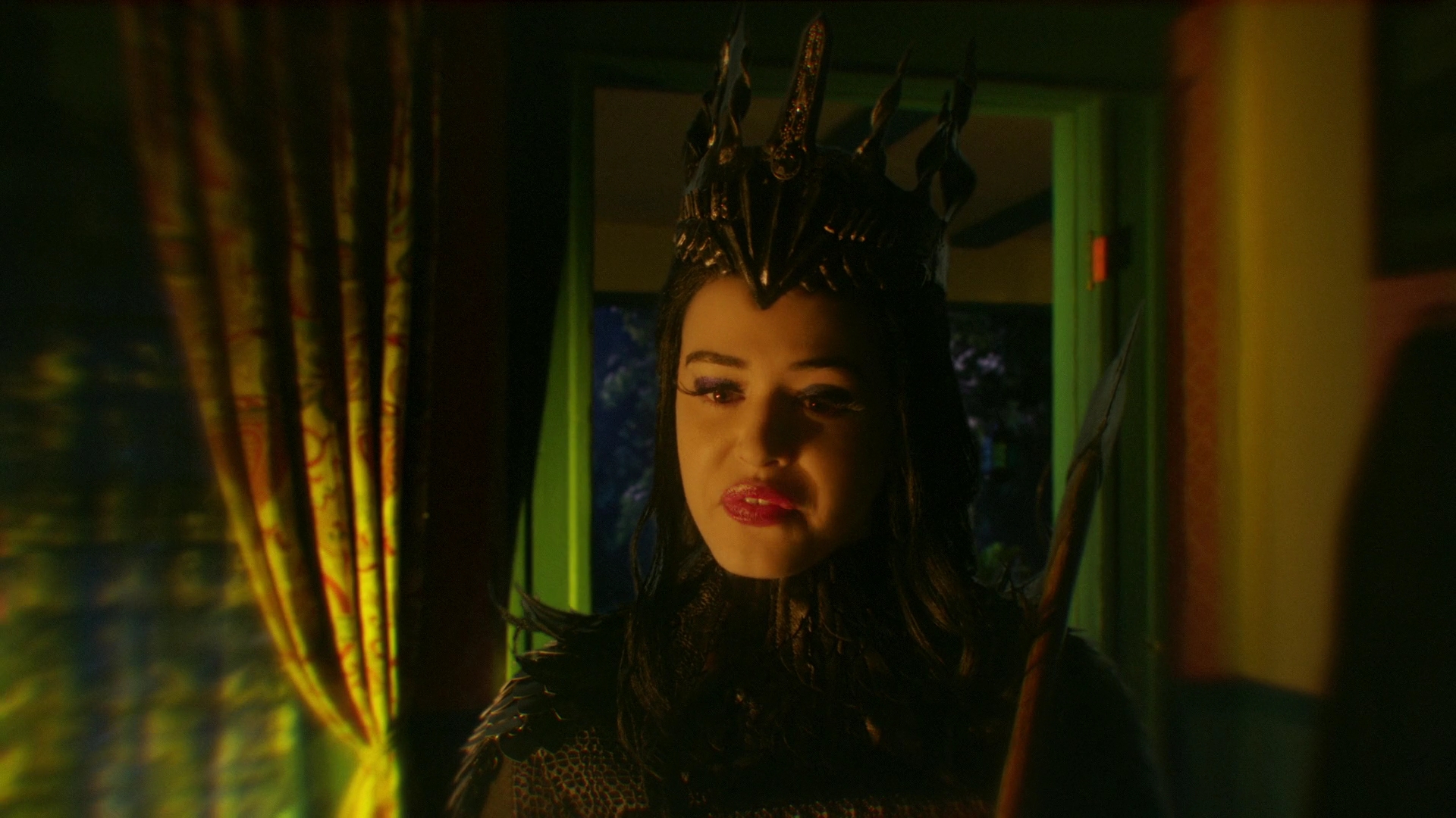 VampireDiariesWorld-dot-nl-Legacies2x16FacingDarknessIsKindaMyThing1936.jpg VampireDiariesWorld-dot-nl-Legacies2x16FacingDarknessIsKindaMyThing1936.jpg