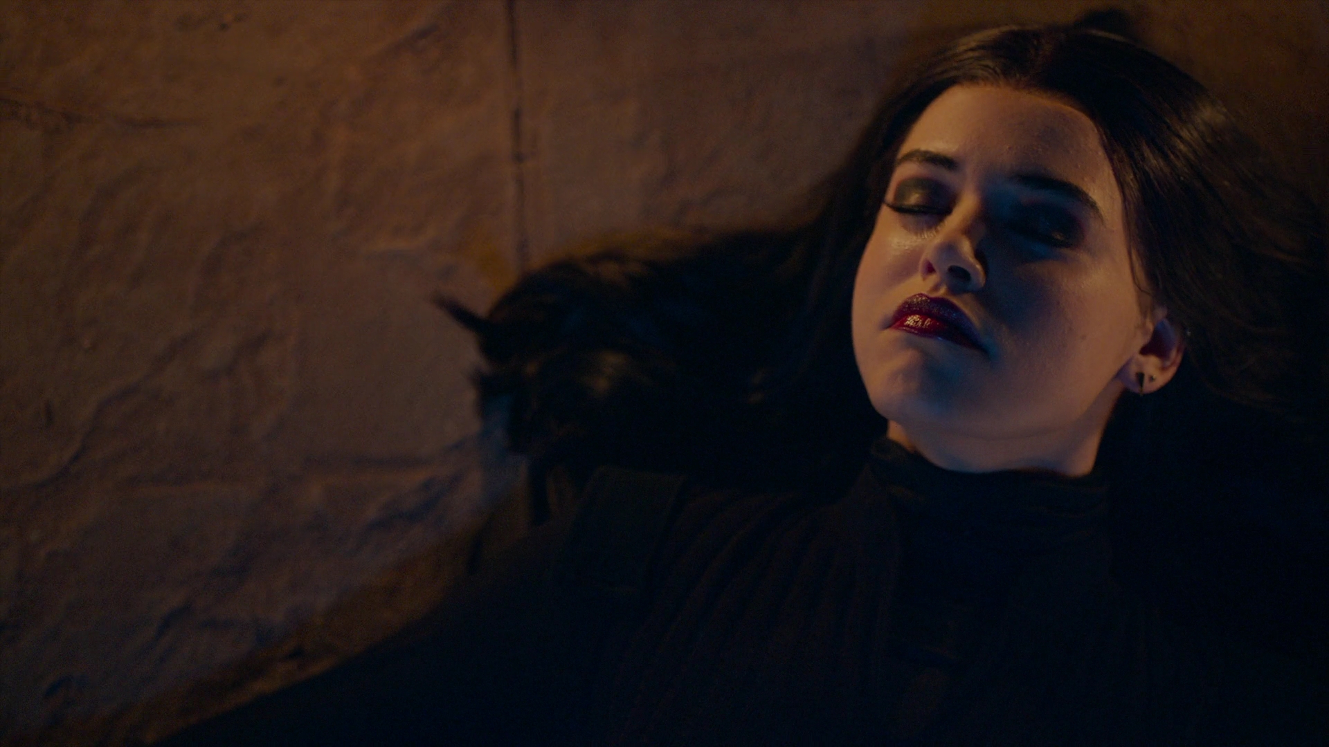 VampireDiariesWorld-dot-nl-Legacies2x16FacingDarknessIsKindaMyThing2110.jpg VampireDiariesWorld-dot-nl-Legacies2x16FacingDarknessIsKindaMyThing2110.jpg