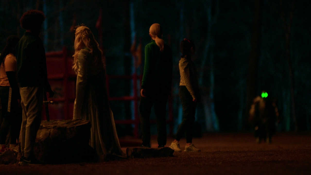 VampireDiariesWorld-dot-nl_Legacies3x01WereNotWorthy1152.jpg