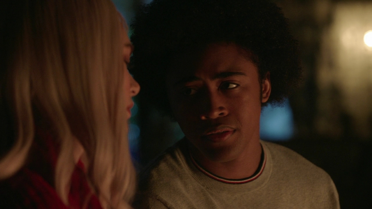 VampireDiariesWorld-dot-nl_Legacies3x01WereNotWorthy2250.jpg