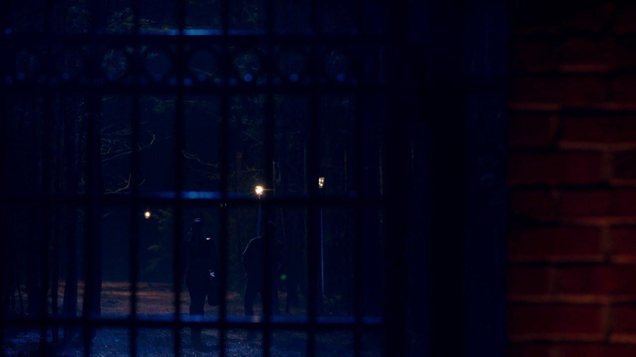 VampireDiariesWorld-dot-nl_Legacies3x01WereNotWorthy2412.jpg
