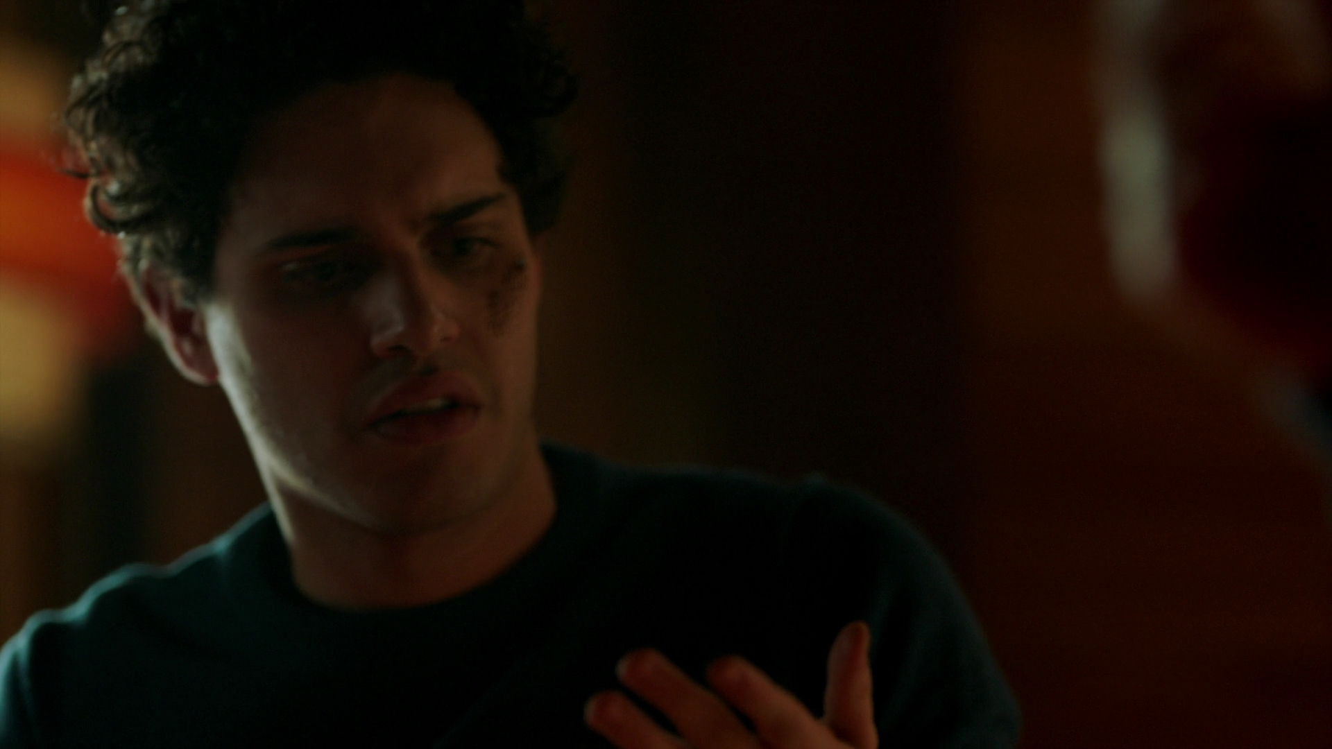 VampireDiariesWorld-dot-nl_Legacies3x02GoodbyesSureDoSuck0098.jpg