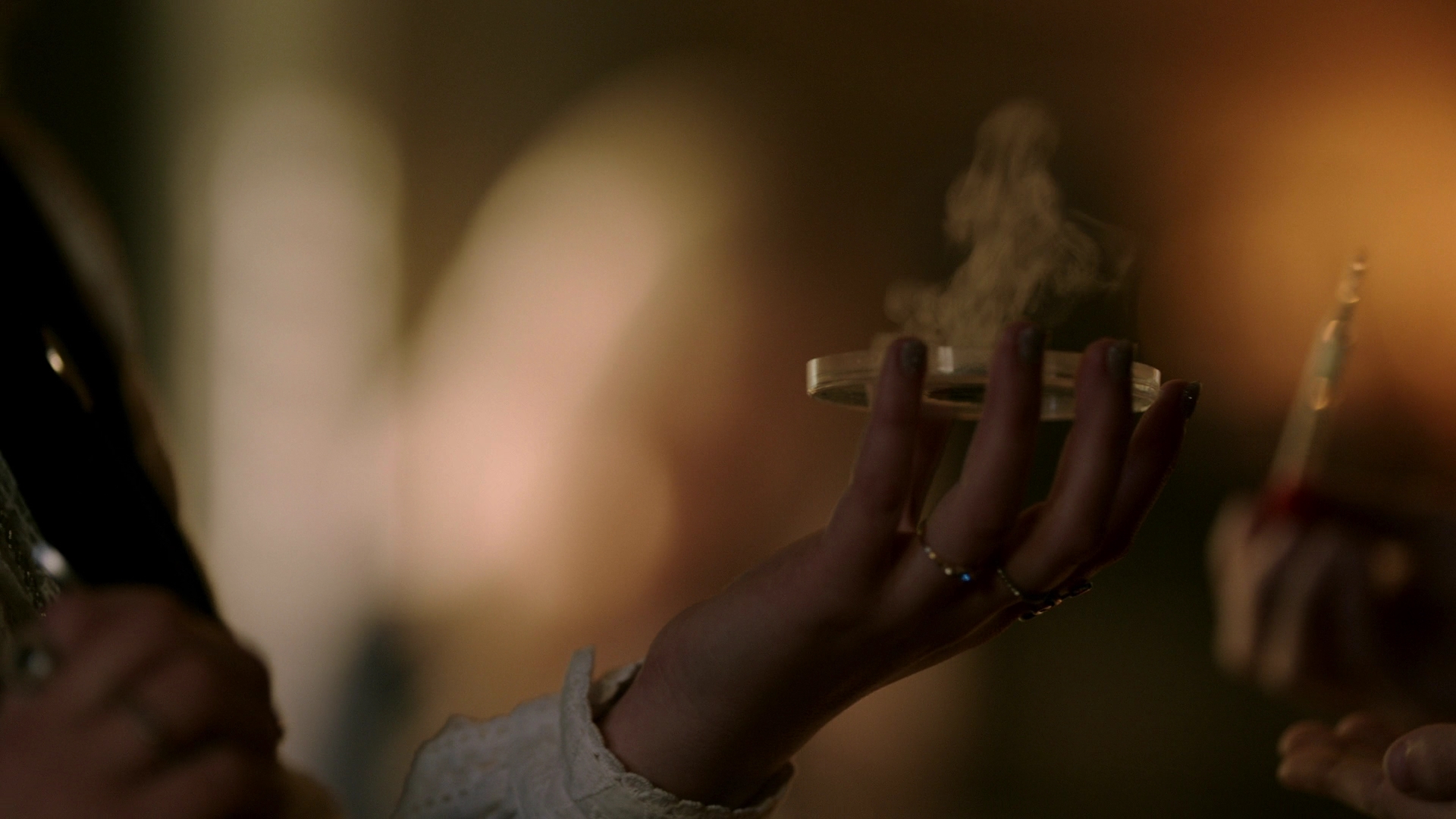 VampireDiariesWorld-dot-nl_Legacies3x02GoodbyesSureDoSuck0175.jpg