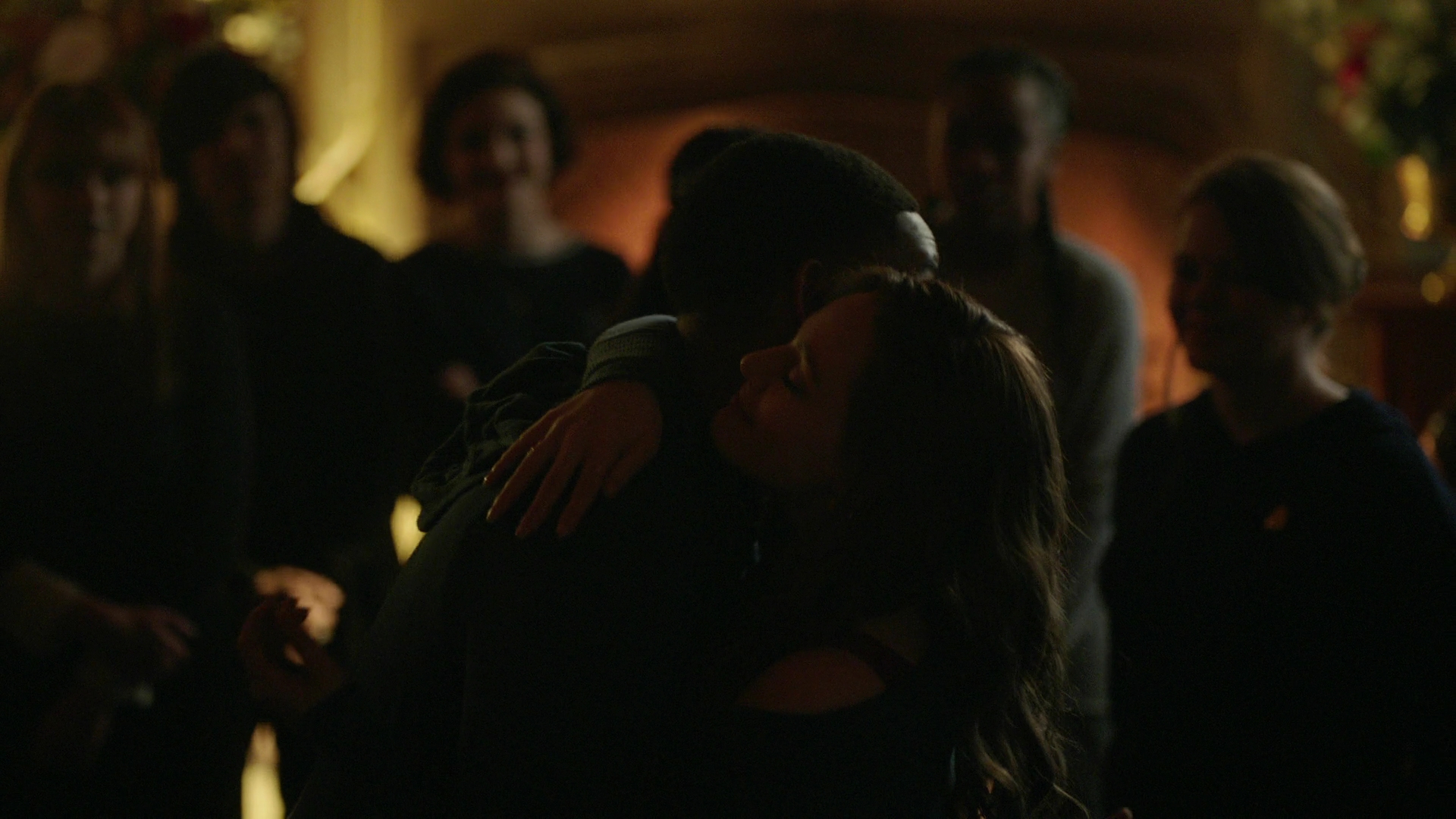 VampireDiariesWorld-dot-nl_Legacies3x02GoodbyesSureDoSuck1875.jpg