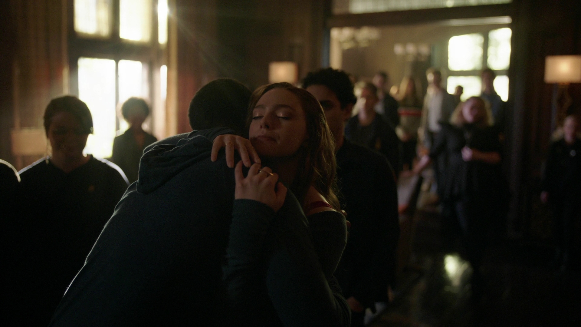 VampireDiariesWorld-dot-nl_Legacies3x02GoodbyesSureDoSuck1889.jpg