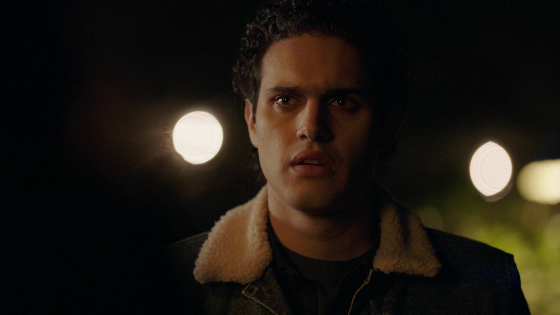 VampireDiariesWorld-dot-nl_Legacies3x02GoodbyesSureDoSuck2197.jpg