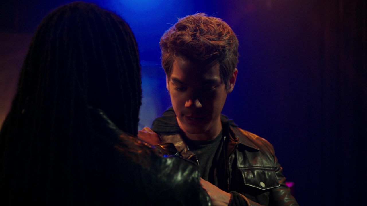 VampireDiariesWorld-dot-nl_Legacies3x03SalvatoreTheMusical1792.jpg