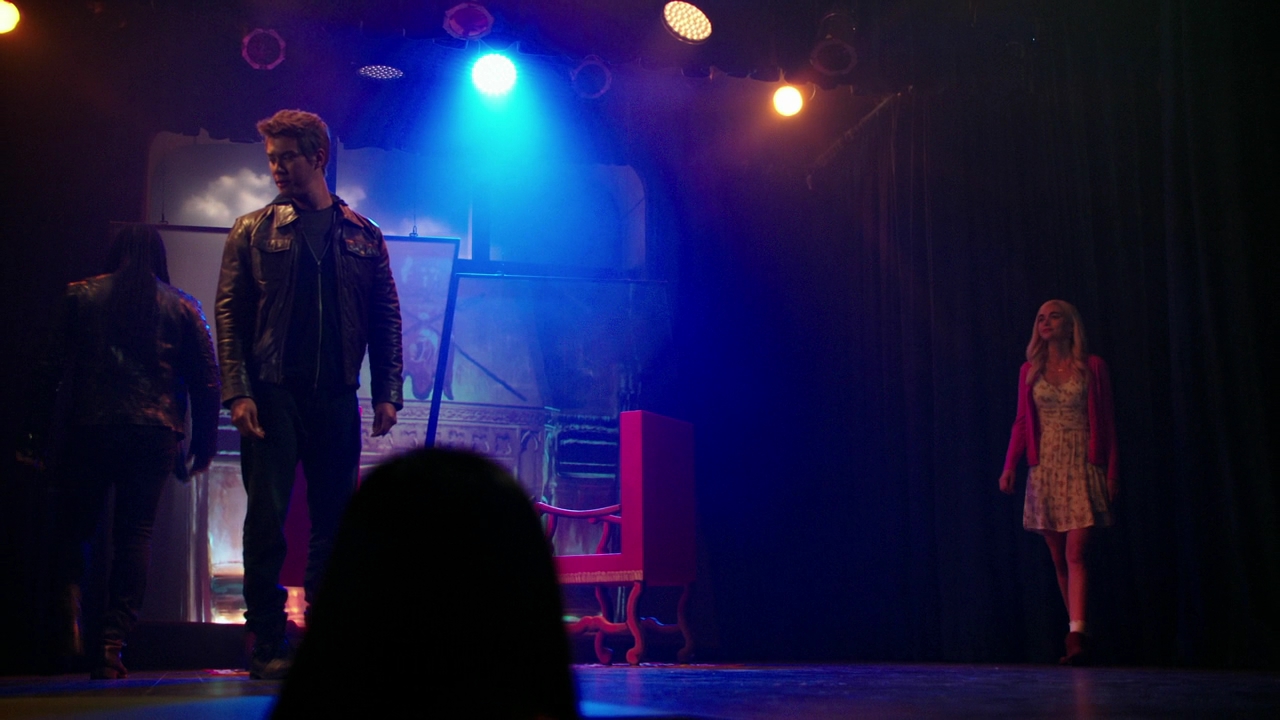 VampireDiariesWorld-dot-nl_Legacies3x03SalvatoreTheMusical1801.jpg