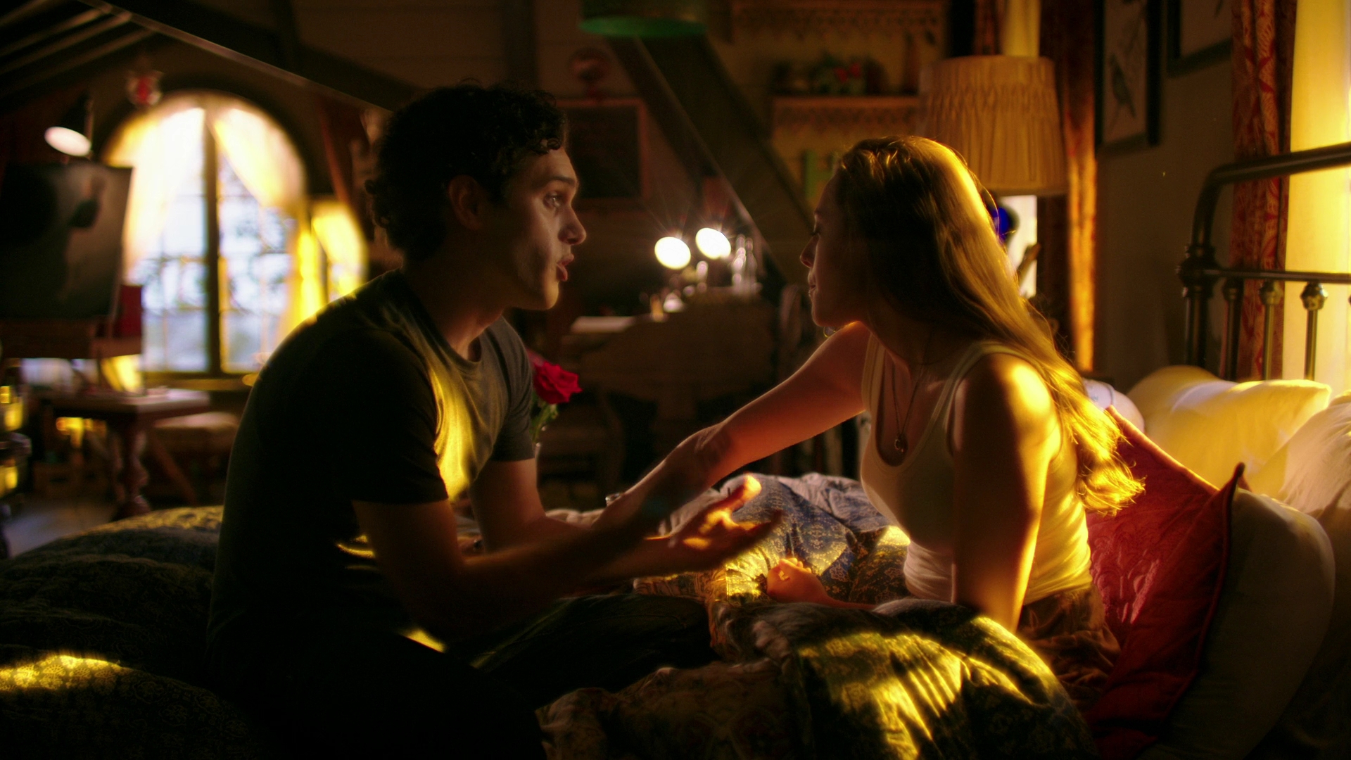 VampireDiariesWorld-dot-nl_Legacies3x04HoldOnTight0053.jpg VampireDiariesWorld-dot-nl_Legacies3x04HoldOnTight0053.jpg