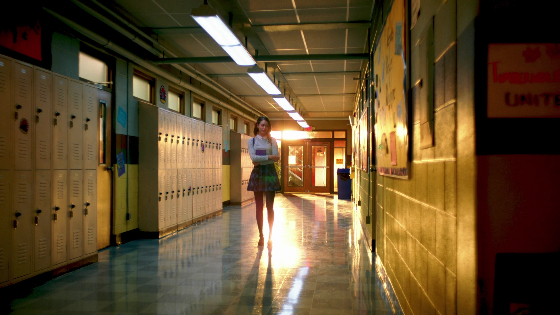 VampireDiariesWorld-dot-nl_Legacies3x04HoldOnTight0146.jpg VampireDiariesWorld-dot-nl_Legacies3x04HoldOnTight0146.jpg