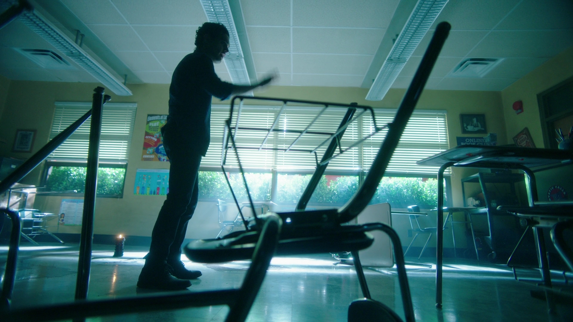 VampireDiariesWorld-dot-nl_Legacies3x04HoldOnTight0889.jpg