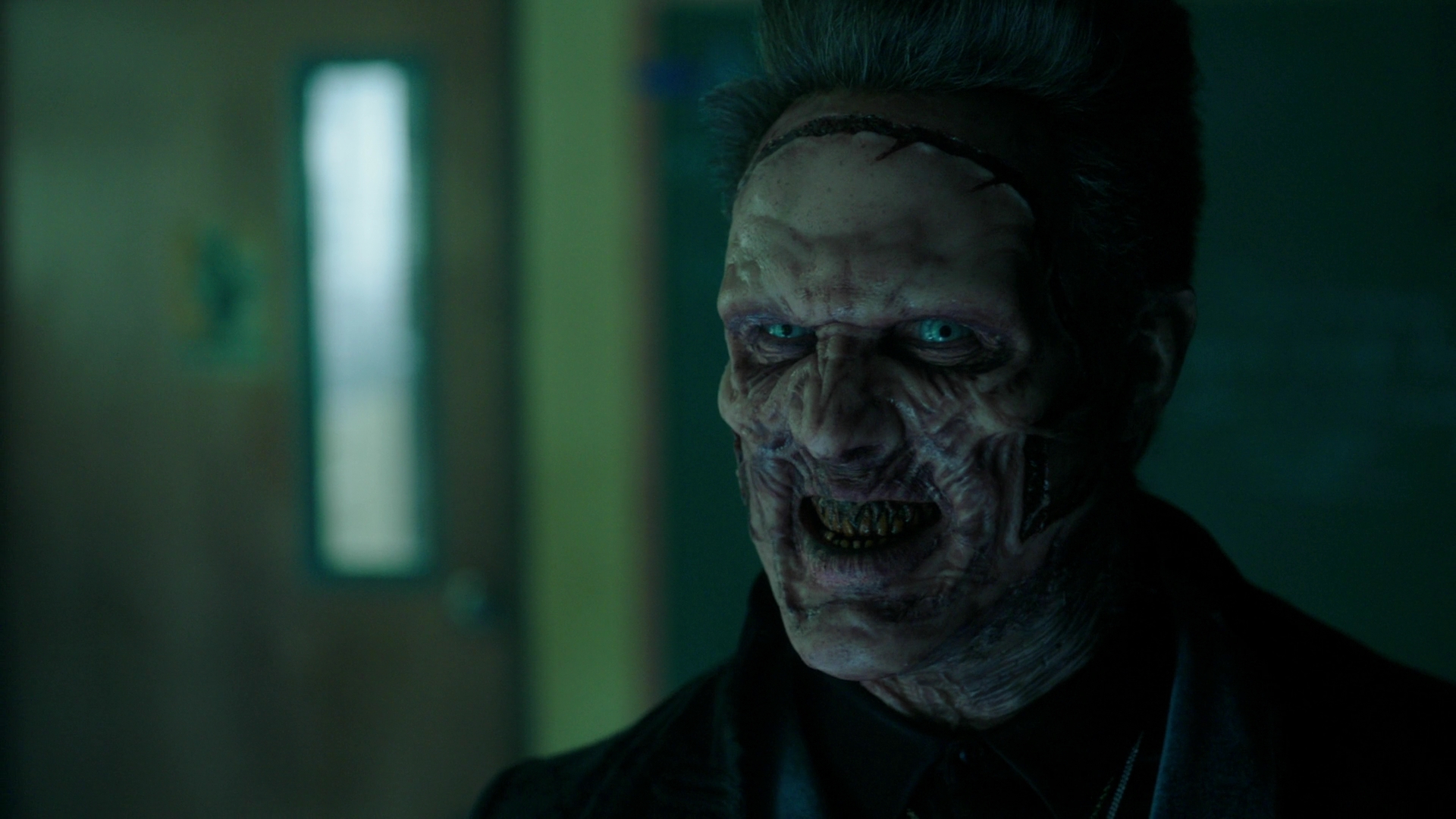 VampireDiariesWorld-dot-nl_Legacies3x04HoldOnTight0959.jpg