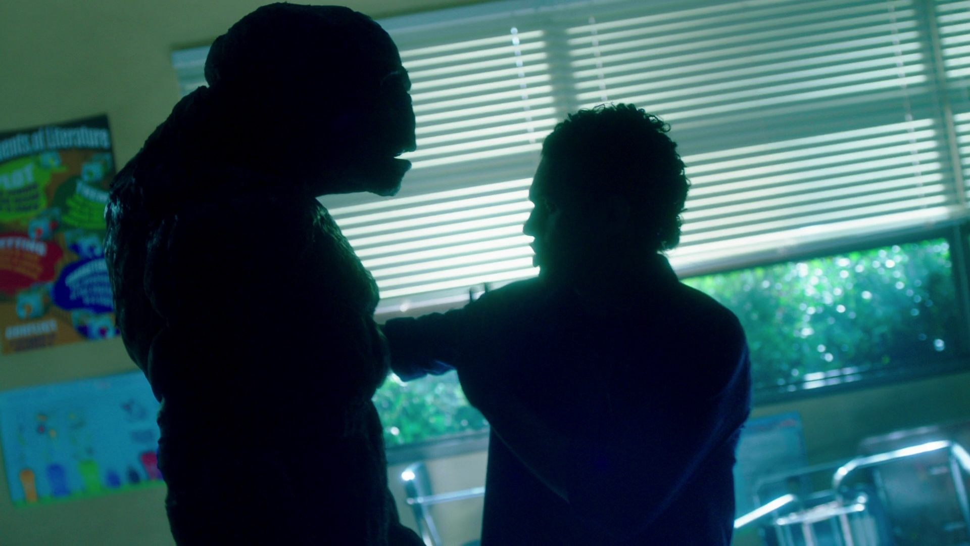 VampireDiariesWorld-dot-nl_Legacies3x04HoldOnTight0981.jpg