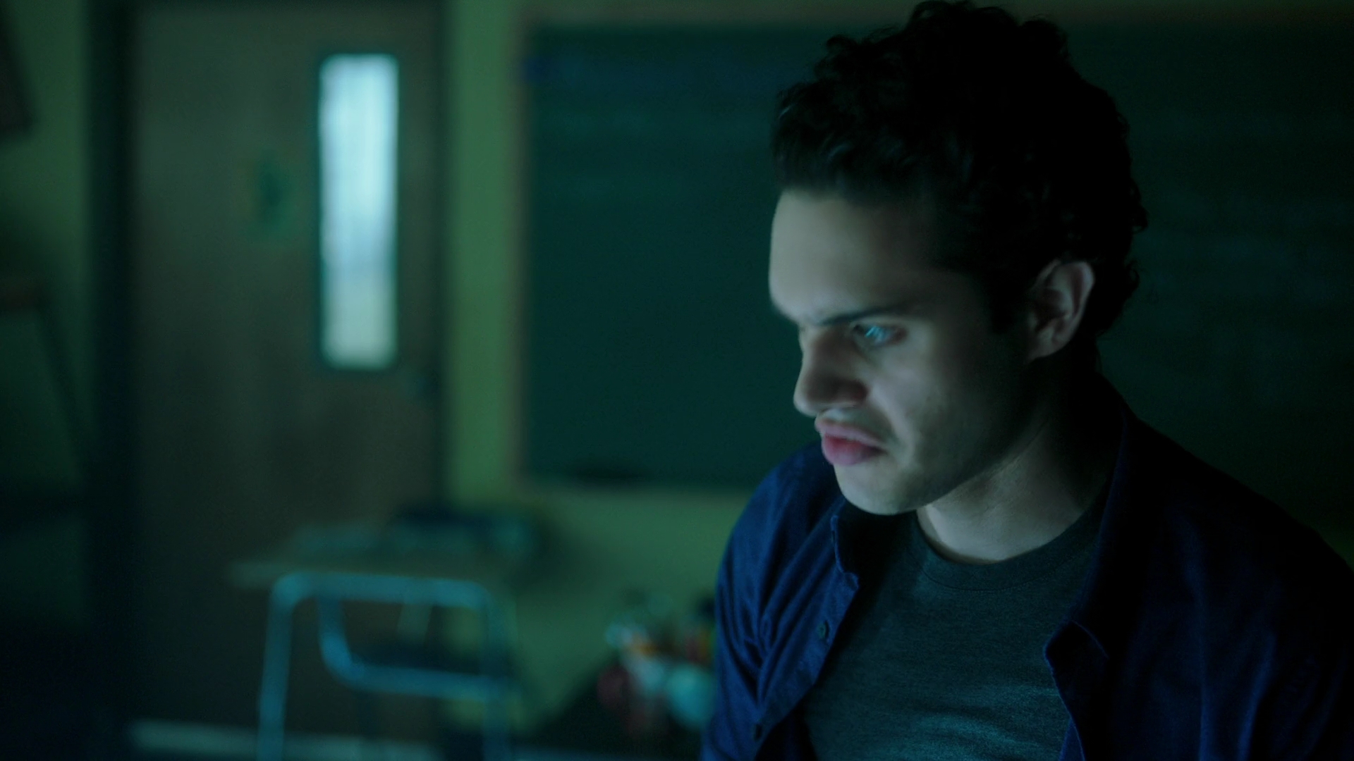 VampireDiariesWorld-dot-nl_Legacies3x04HoldOnTight1043.jpg