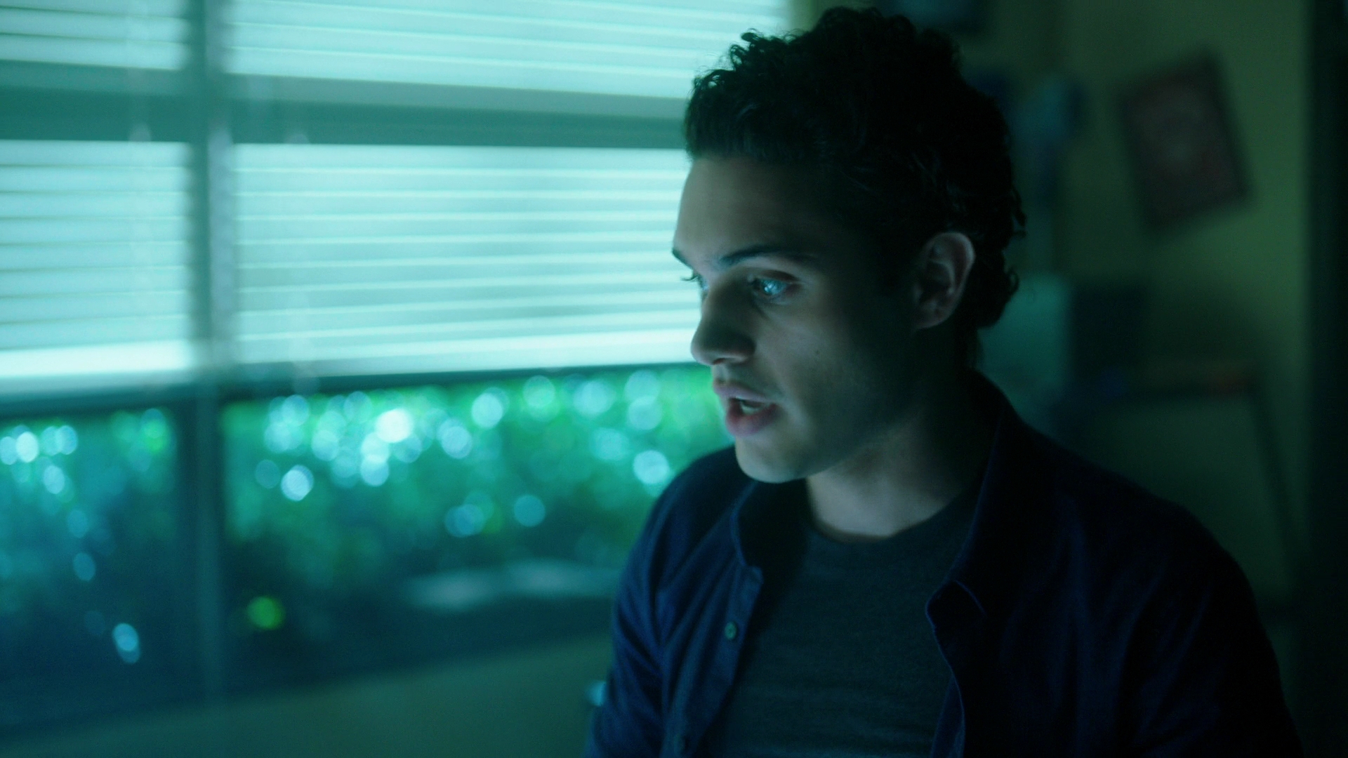 VampireDiariesWorld-dot-nl_Legacies3x04HoldOnTight1072.jpg
