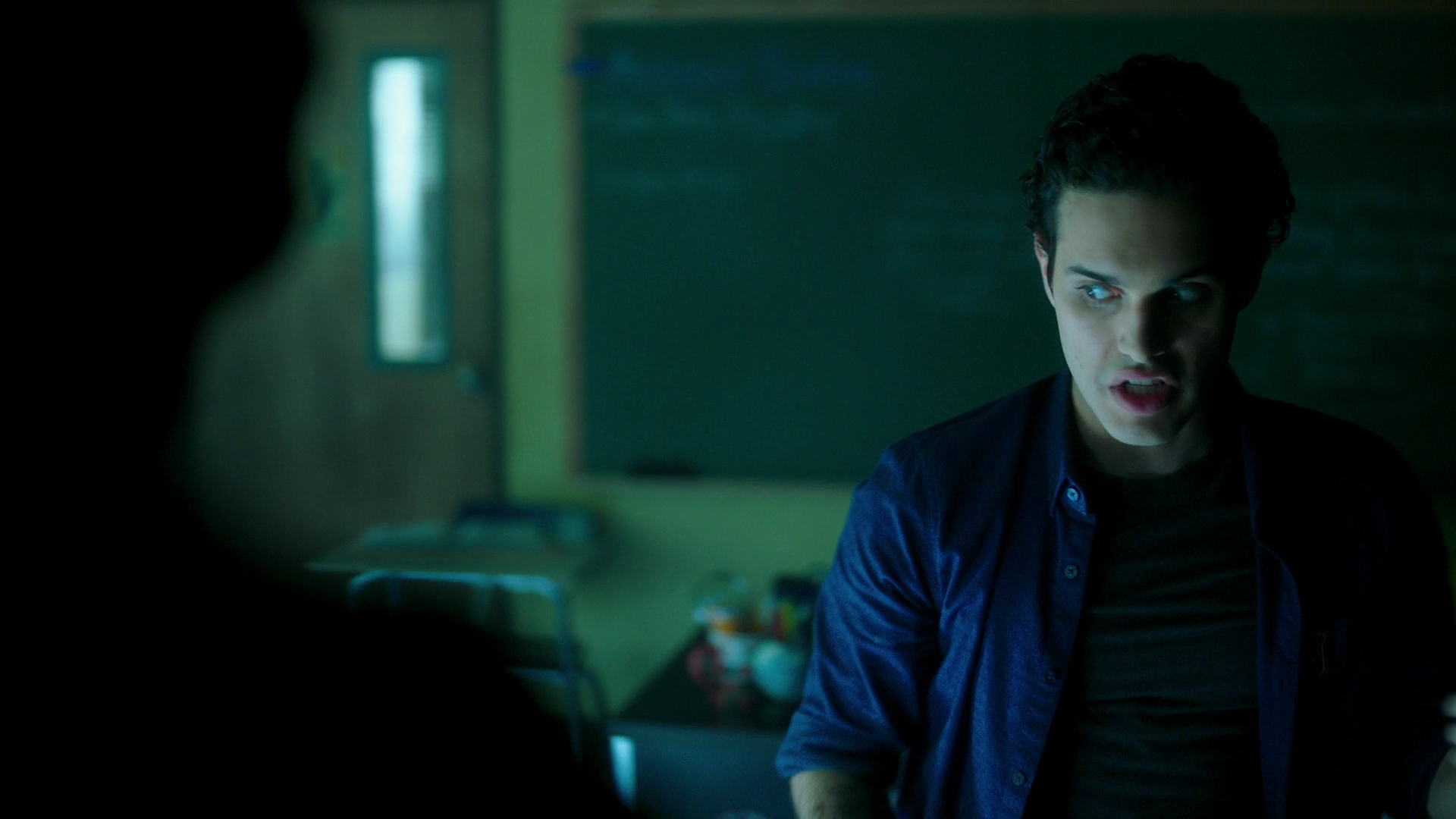 VampireDiariesWorld-dot-nl_Legacies3x04HoldOnTight1077.jpg