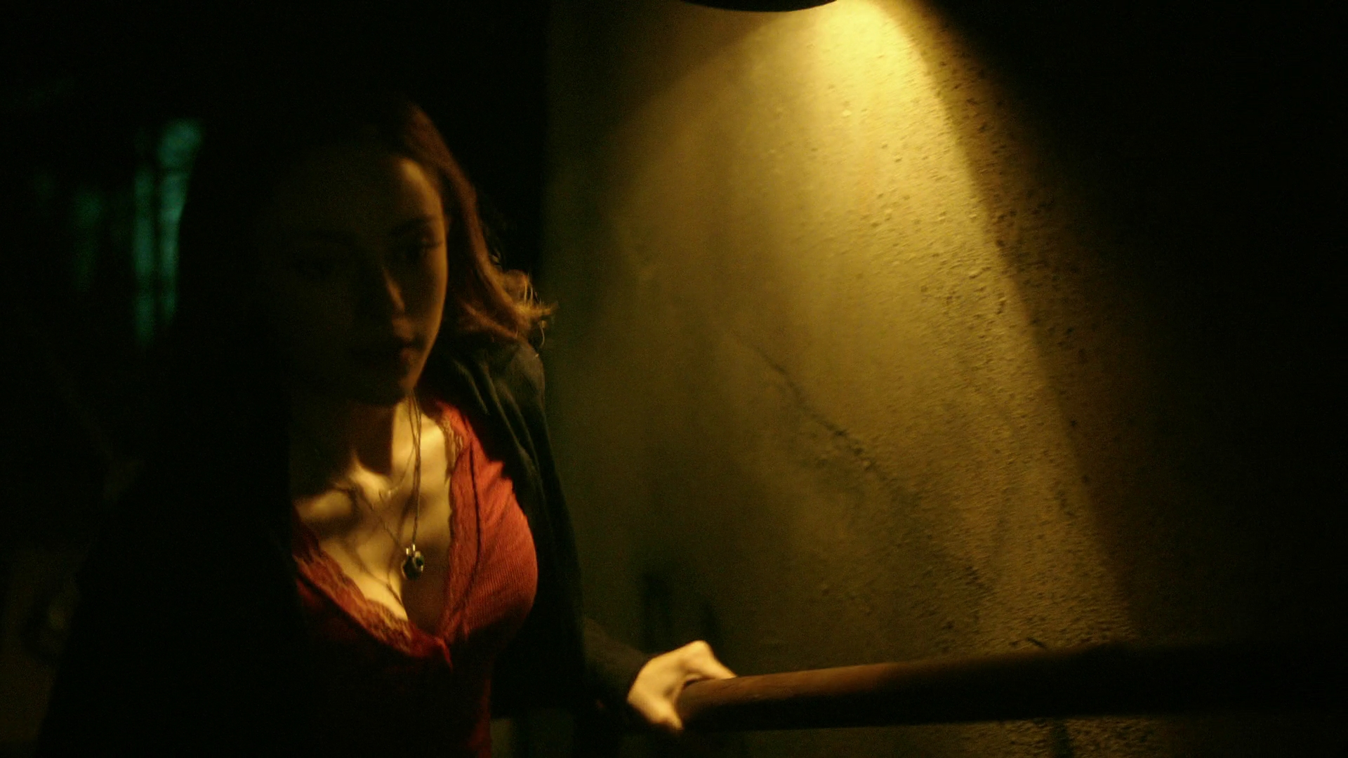 VampireDiariesWorld-dot-nl_Legacies3x04HoldOnTight1136.jpg