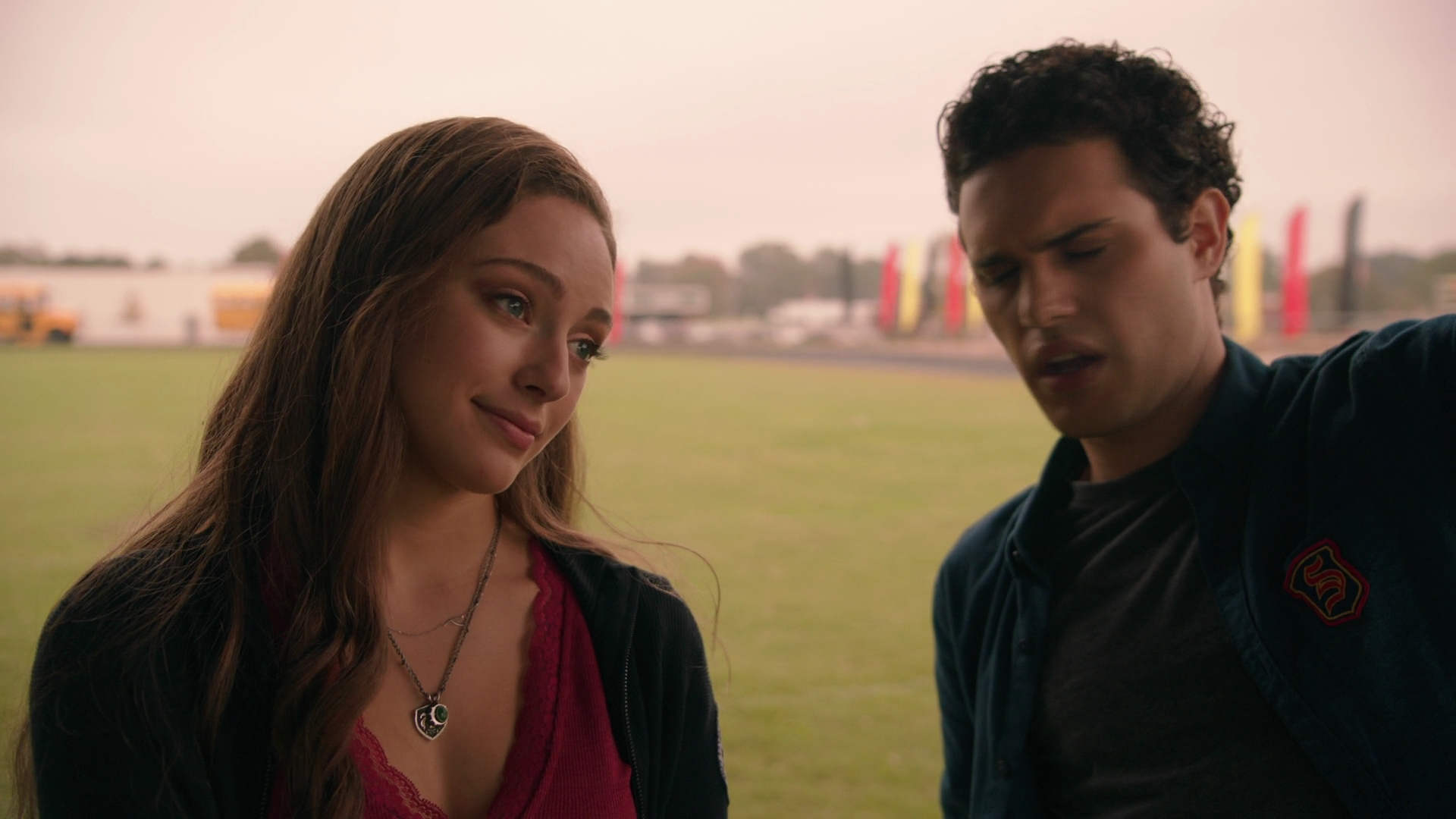 VampireDiariesWorld-dot-nl_Legacies3x04HoldOnTight1603.jpg