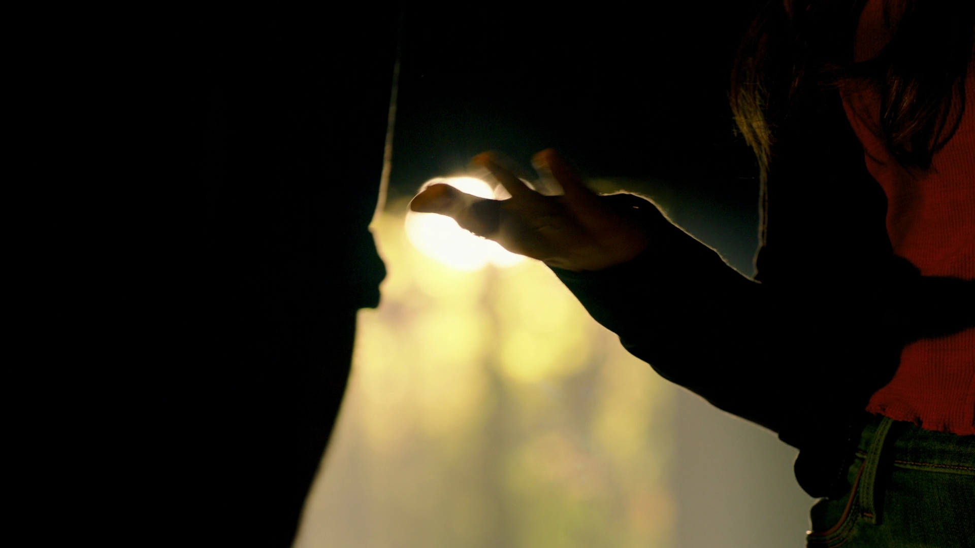 VampireDiariesWorld-dot-nl_Legacies3x04HoldOnTight1795.jpg