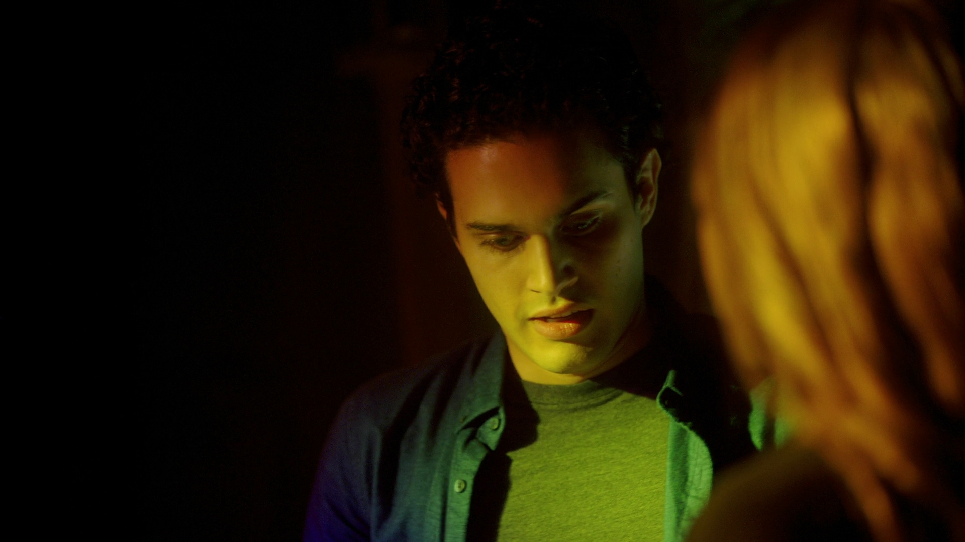 VampireDiariesWorld-dot-nl_Legacies3x04HoldOnTight1797.jpg