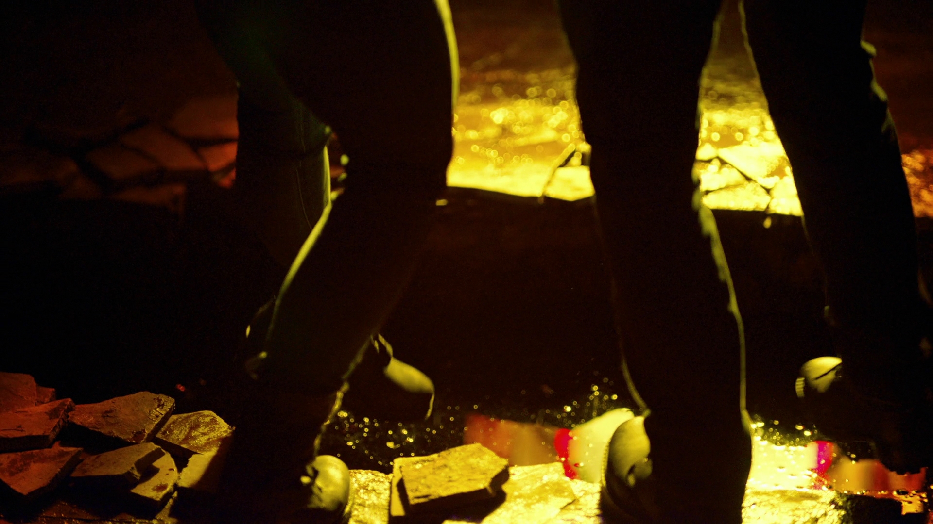 VampireDiariesWorld-dot-nl_Legacies3x04HoldOnTight1813.jpg