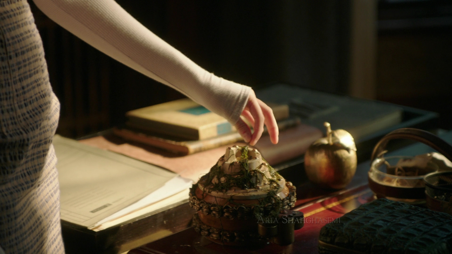 VampireDiariesWorld-dot-nl_Legacies3x06ToWhomItMayConcern0055.jpg