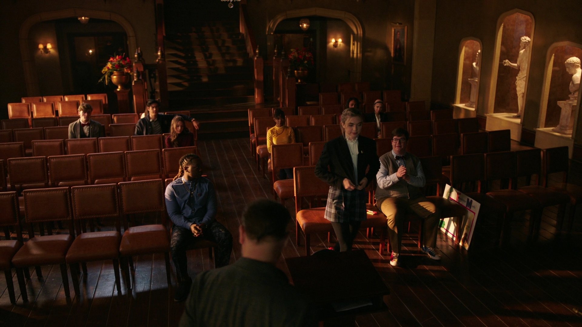 VampireDiariesWorld-dot-nl_Legacies3x07YupItsaLeprechaunAllRight0046.jpg