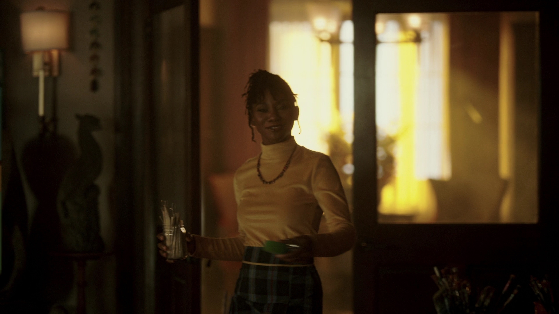 VampireDiariesWorld-dot-nl_Legacies3x07YupItsaLeprechaunAllRight0174.jpg