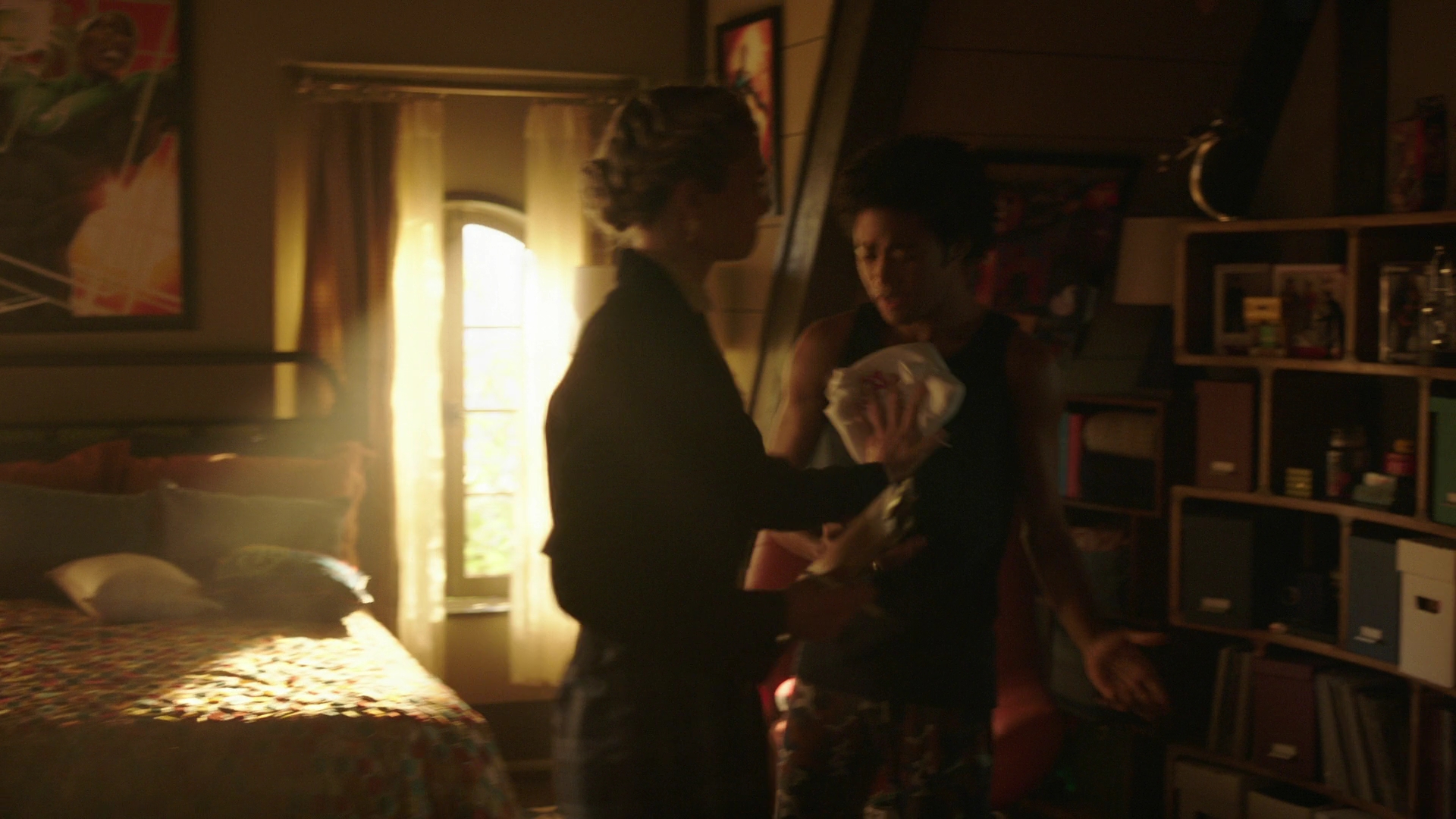 VampireDiariesWorld-dot-nl_Legacies3x07YupItsaLeprechaunAllRight0399.jpg