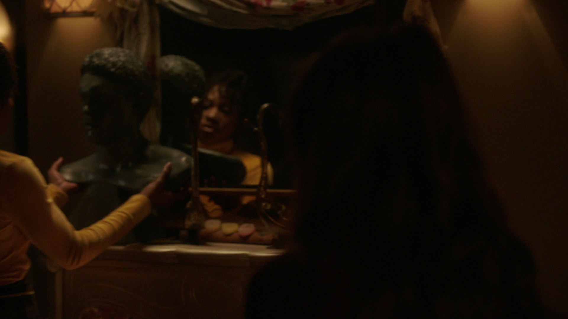 VampireDiariesWorld-dot-nl_Legacies3x07YupItsaLeprechaunAllRight2340.jpg