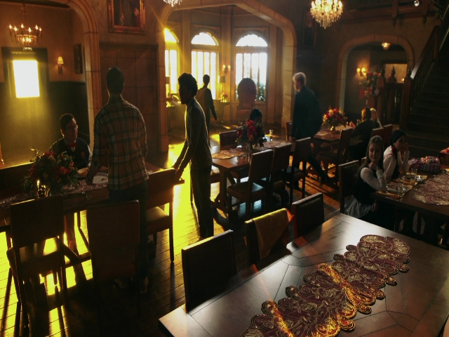 VampireDiariesWorld-dot-nl_Legacies3x08LongTimeNoSee_0214.jpg VampireDiariesWorld-dot-nl_Legacies3x08LongTimeNoSee_0214.jpg