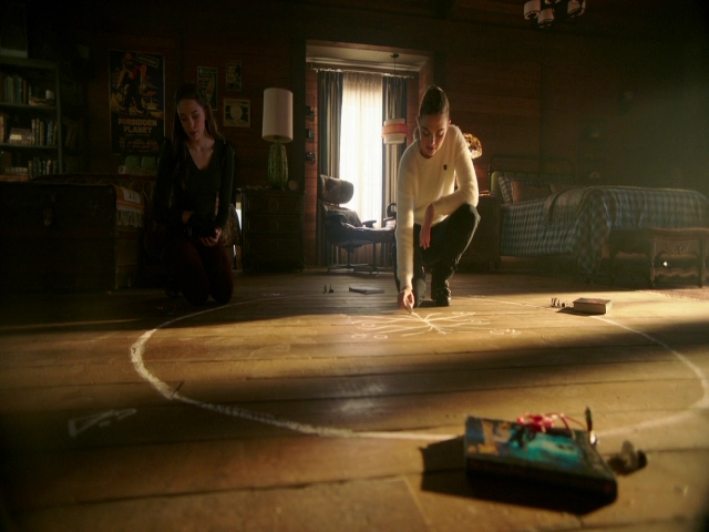 VampireDiariesWorld-dot-nl_Legacies3x08LongTimeNoSee_0318.jpg VampireDiariesWorld-dot-nl_Legacies3x08LongTimeNoSee_0318.jpg