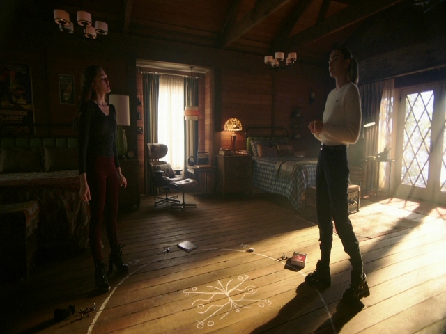 VampireDiariesWorld-dot-nl_Legacies3x08LongTimeNoSee_0365.jpg