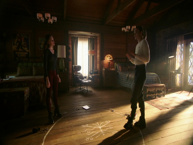 VampireDiariesWorld-dot-nl_Legacies3x08LongTimeNoSee_0366.jpg