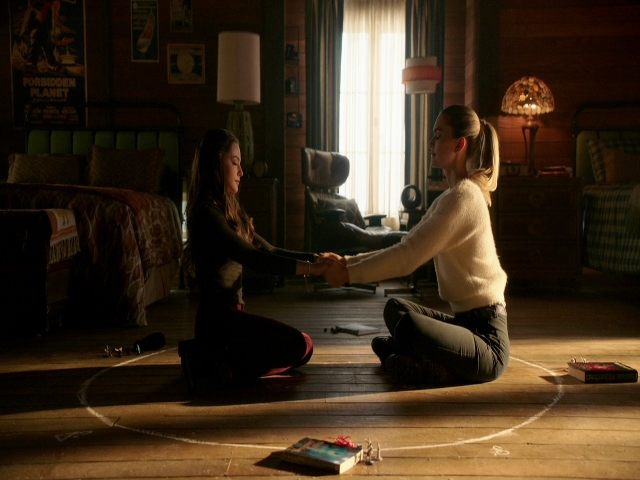 VampireDiariesWorld-dot-nl_Legacies3x08LongTimeNoSee_0380.jpg